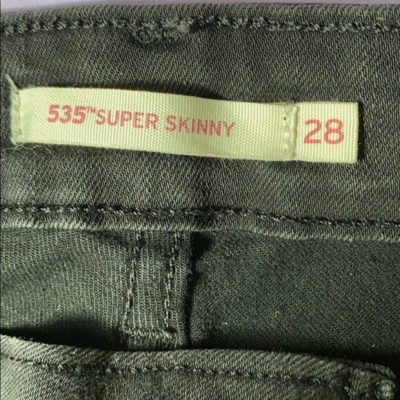 Levi Black Shorts - Picture 5 of 6